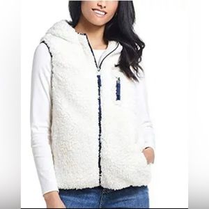 NWT Original Weatherproof Vintage Fuzzy zip up vest Size S with hood